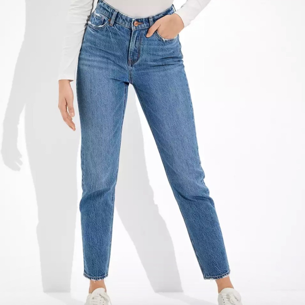 American Eagle Mom jeans